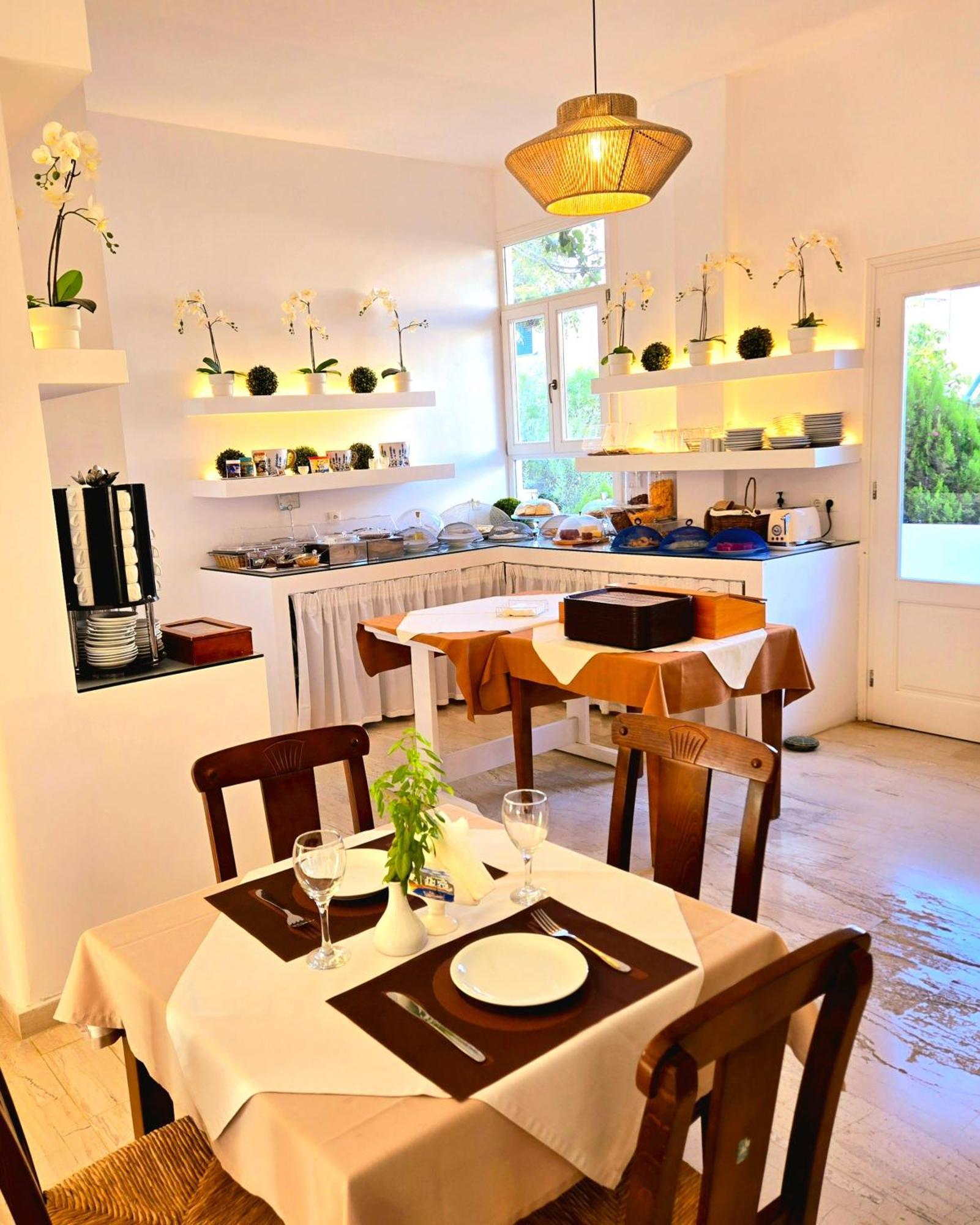 Aphrodite Boutique Hotel Alikí