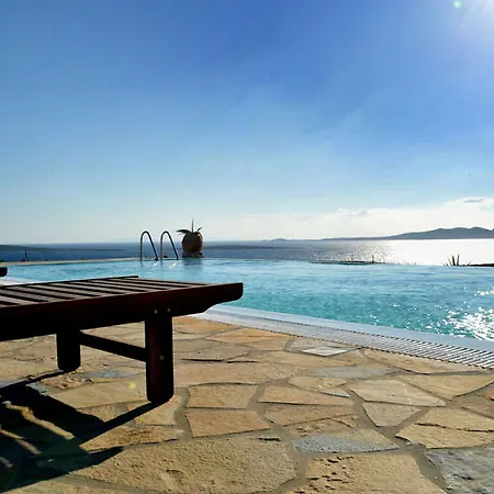 Aphrodite Boutique Hotel 